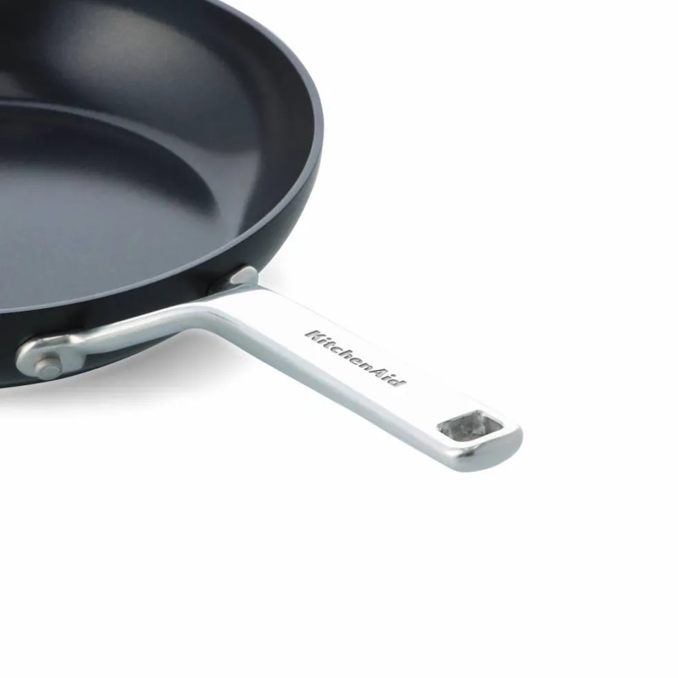 Advanced Hard Anodized stekpanna 20 cm, svart