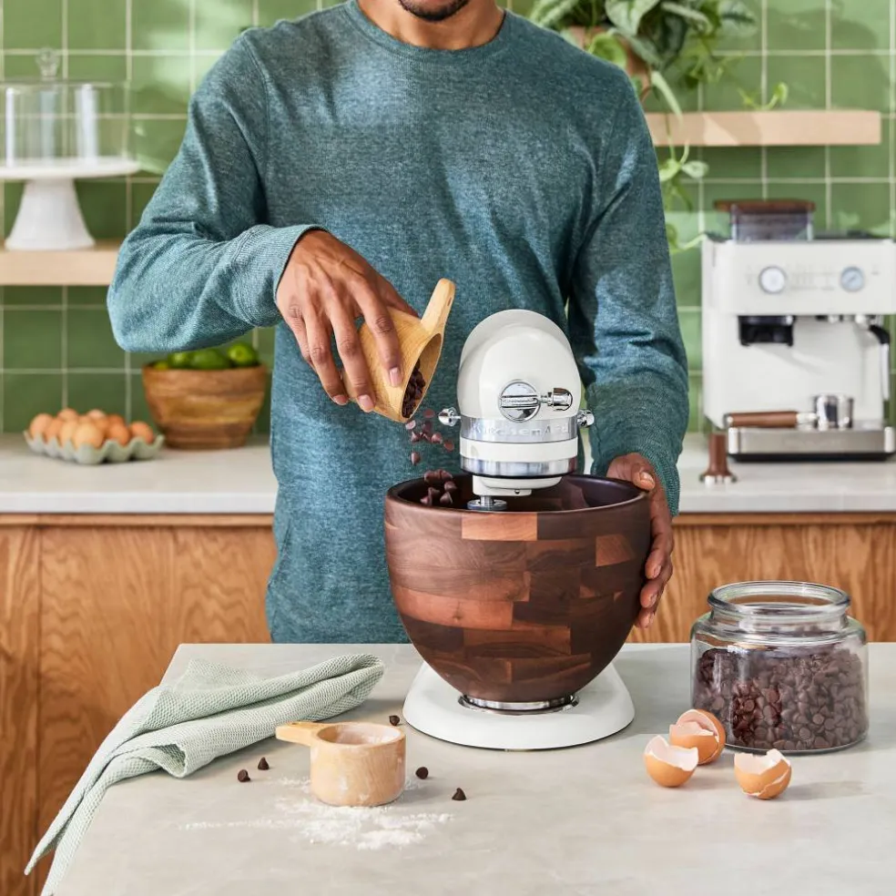 Artisan köksmaskin 4,7 liter med träskål i valnöt, porcelain