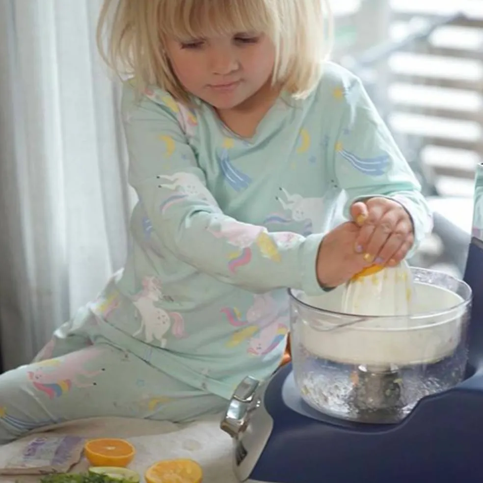 Assistent AKM6230 + mixerkanna & citruspress, mineral white
