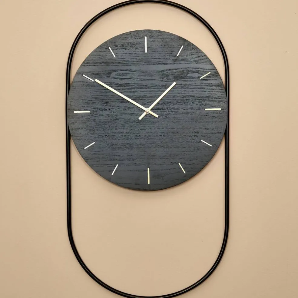 A-Wall klocka svart/metall