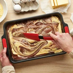 Bake It långpanna 28 × 28 cm 3,6 liter