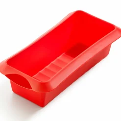 Bakform i silikon 24 cm, röd