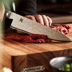 BLACK 5000MCD Gyutoh Kockkniv 24 cm