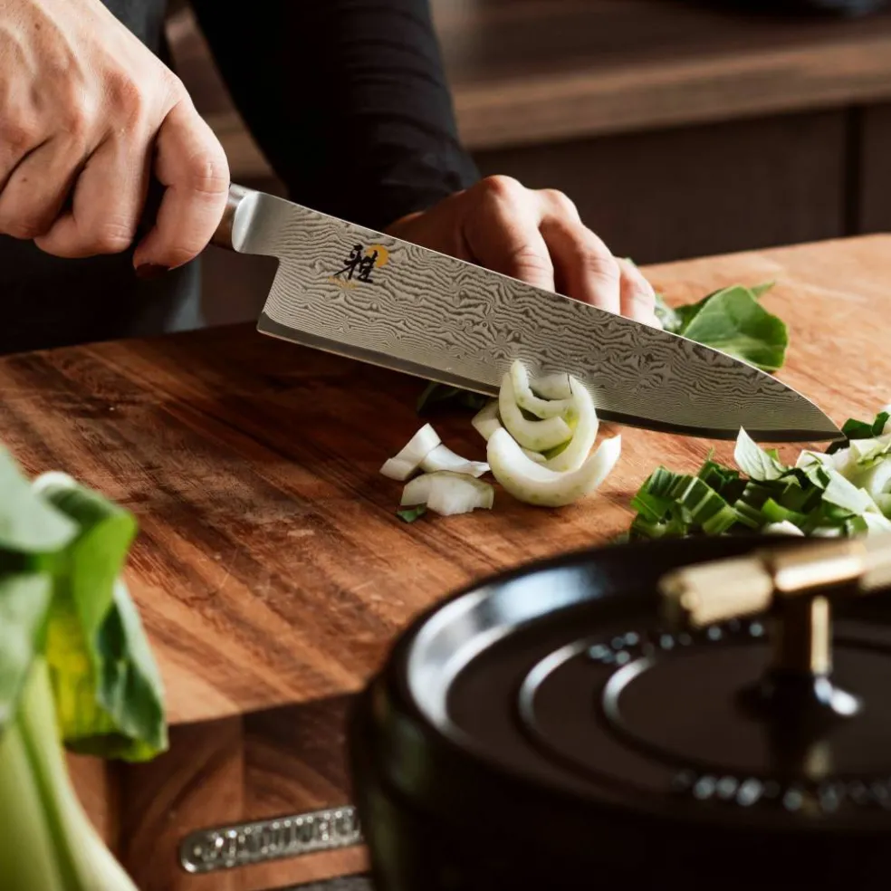 BLACK 5000MCD Gyutoh Kockkniv 20 cm