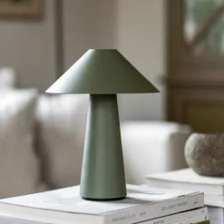 Cannes IP44 portabel bordslampa, grön