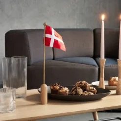 Celebrating bordsflagga