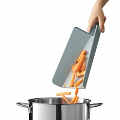 Chop2Pot™ Plus skärbräda 45 x 26 cm, svart