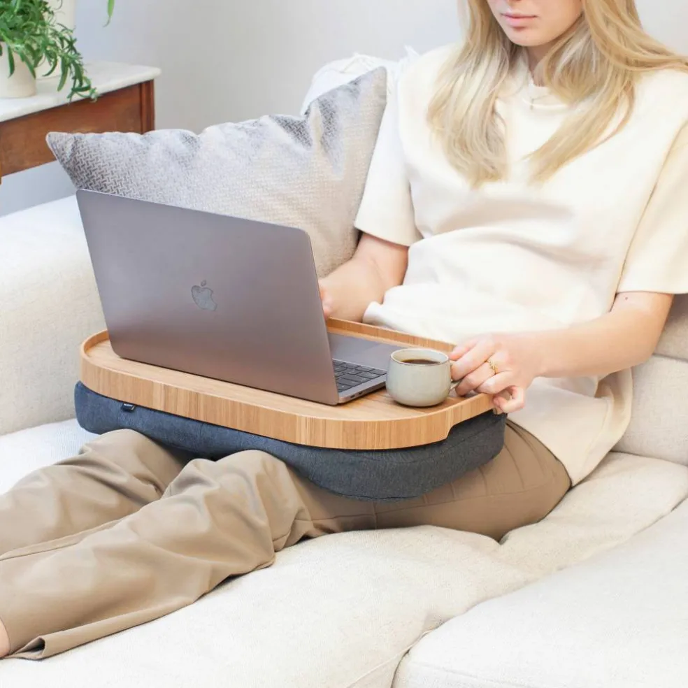 CurveLine Laptray knäbricka med anti-slip, large, valnöt