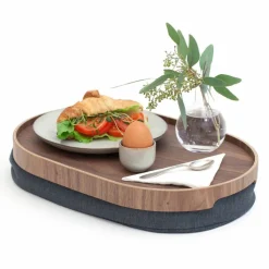 CurveLine Laptray knäbricka med anti-slip, medium, pilträ