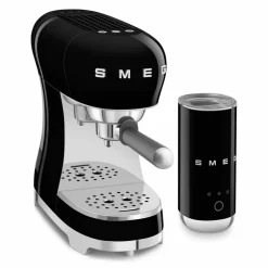 ECF12CREU manuell espressomaskin med mjölkskummare, creme