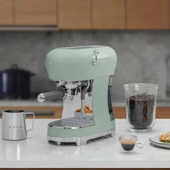ECF02 Espressomaskin, pastellblå