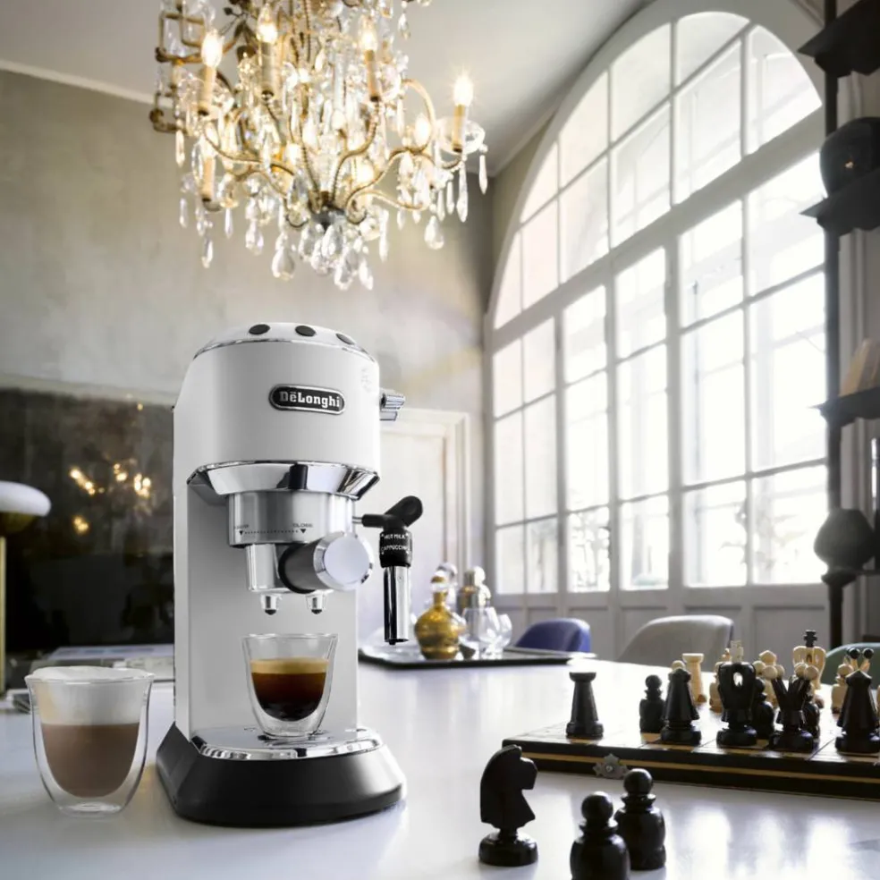 EC685.M Espressomaskin Metall