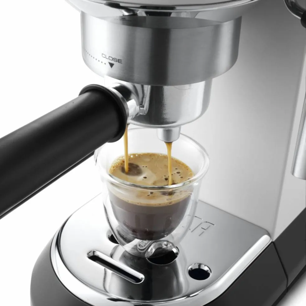 EC685.M Espressomaskin Metall