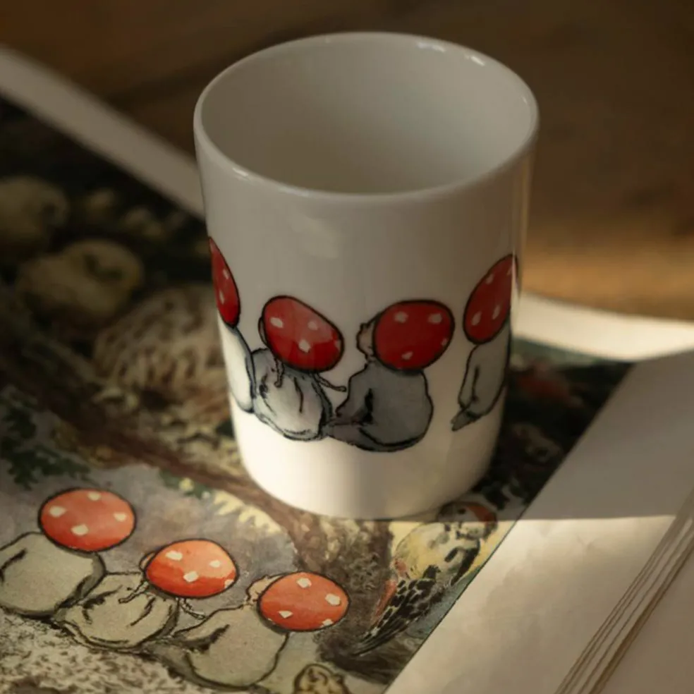 Elsa Beskow mugg 28 cl, August