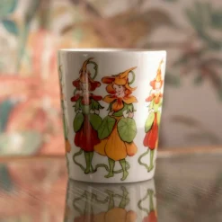 Elsa Beskow mugg med handtag 28 cl, Mrs Beetroot
