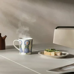 Elsa Beskow mugg med handtag 40 cl, Mrs Aster