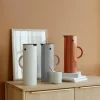 EM77 termoskanna 1 liter, light grey