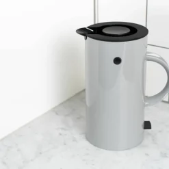 EM77 vattenkokare 1,5 liter, dark forest