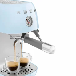 Espressomaskin med Cold Brew, pastellblå