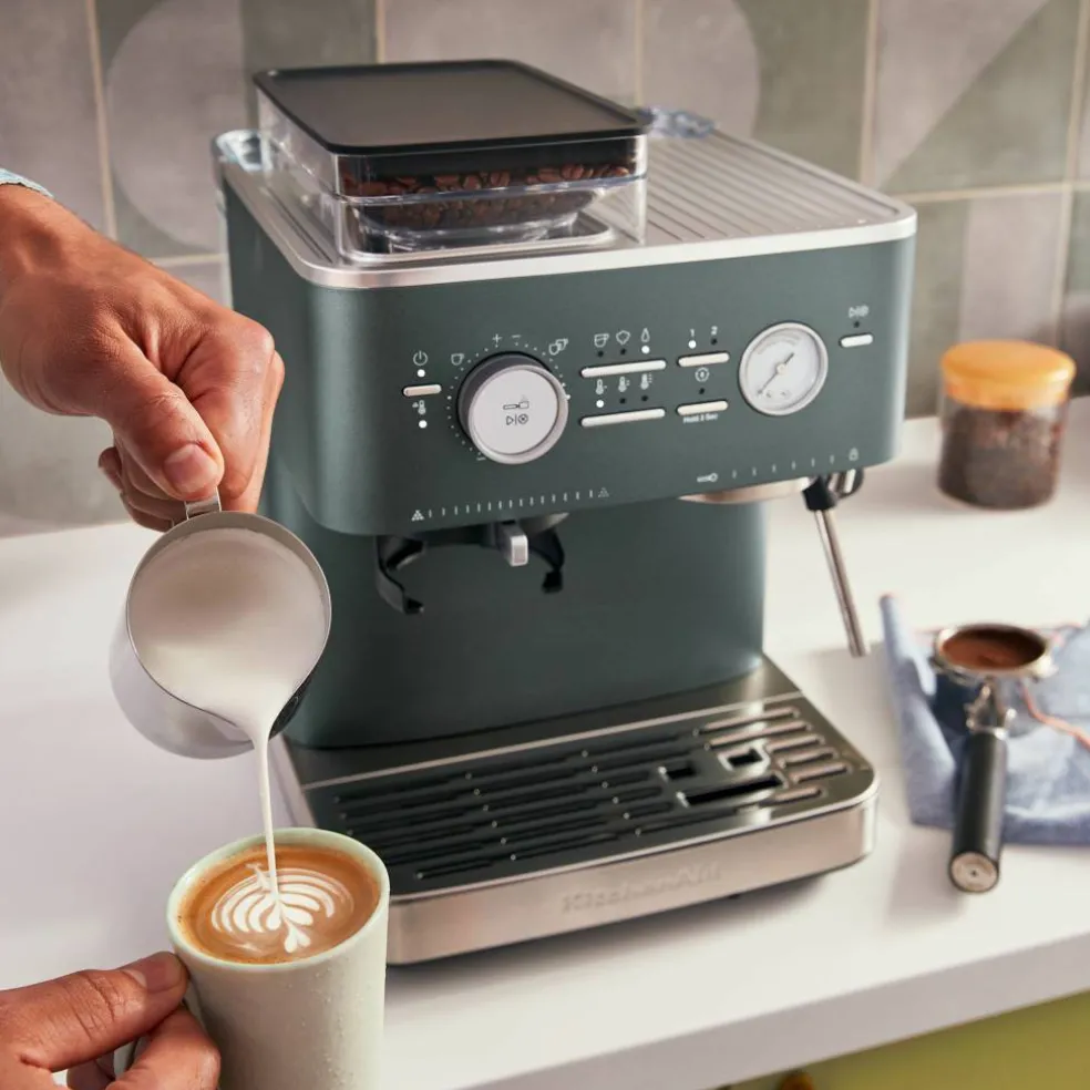 Espressomaskin med kaffekvarn, porcelain white
