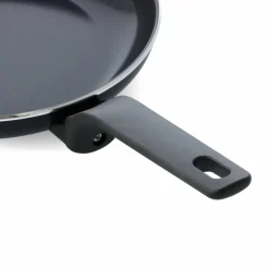 Essence stekpanna 26 cm, svart