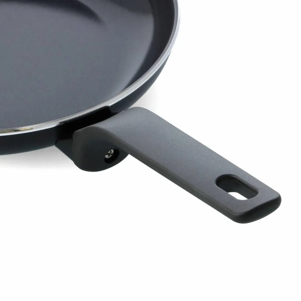 Essence stekpanna 30 cm, svart