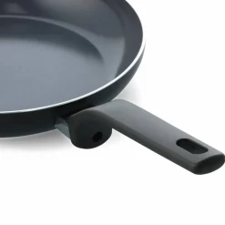Essence stekpanna 30 cm, svart