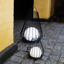 Evesham utomhuslykta i svart, large