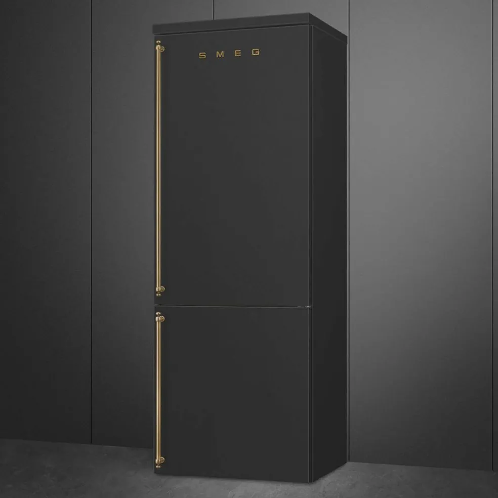 FA8005RPO6 högerhängd kyl/frys 70 cm, creme