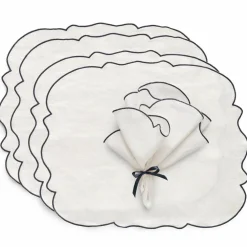 Gia textilset 4 bordstabletter + 4 servetter, rosa/vit