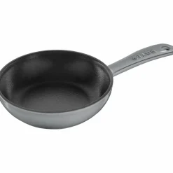 Gjutjärnspanna 16 cm, svart