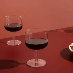 Glas på fot 25 cm.