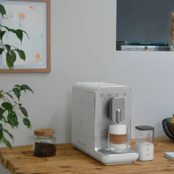 Helautomatisk espressomaskin, emerald green