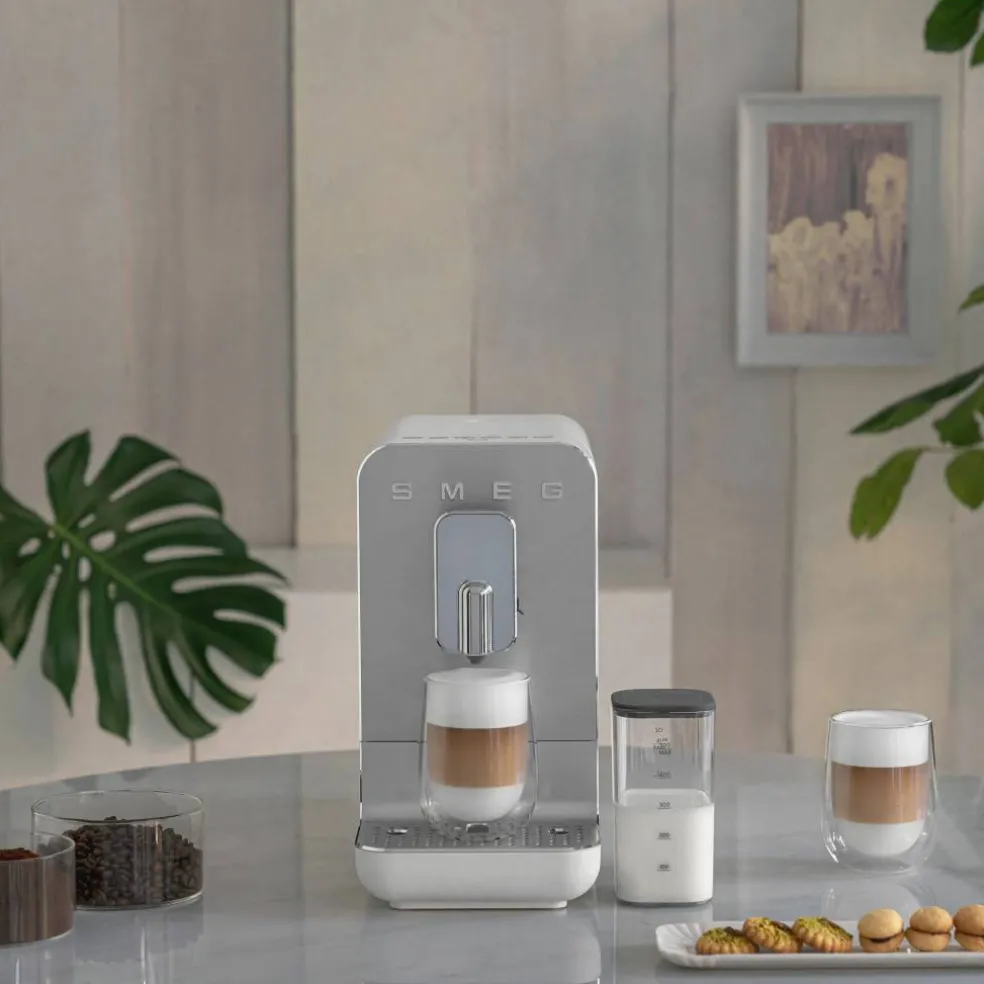 Helautomatisk espressomaskin, vit