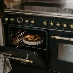 HER95I2ENEC2 Heritage induktionsspis utan dekorram 90 cm, mattsvart