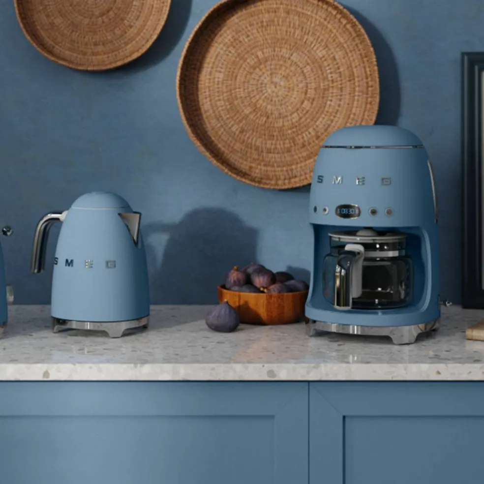 Kaffemaskin, DCF02SSEU