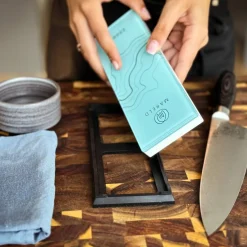 Knivset, 2 delar