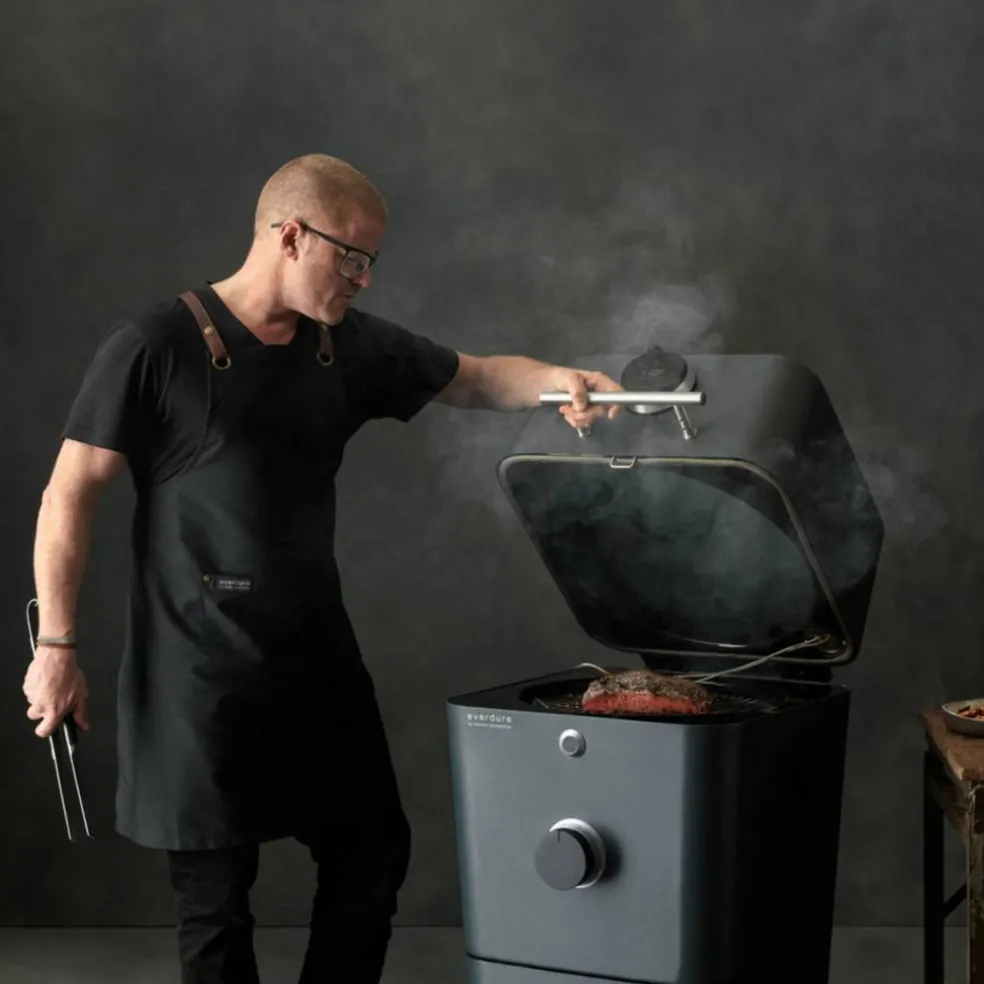 Kolgrill HBCE4KGEU 4K Vit