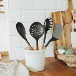 Korra redskapsset 4 delar, akaciaträ/plast