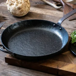 Kuro stekpanna 28 cm, kolstål