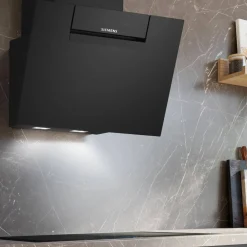 LC67KFN60 iQ300 vägghängd köksfläkt