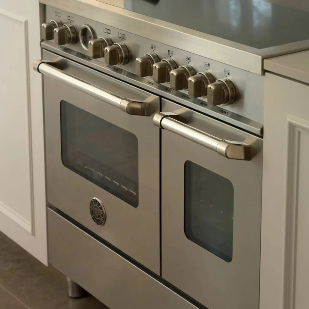 MAS95I2ENET2 Master induktionsspis 90 cm med 5 zoner och 2 ugnar, mattsvart