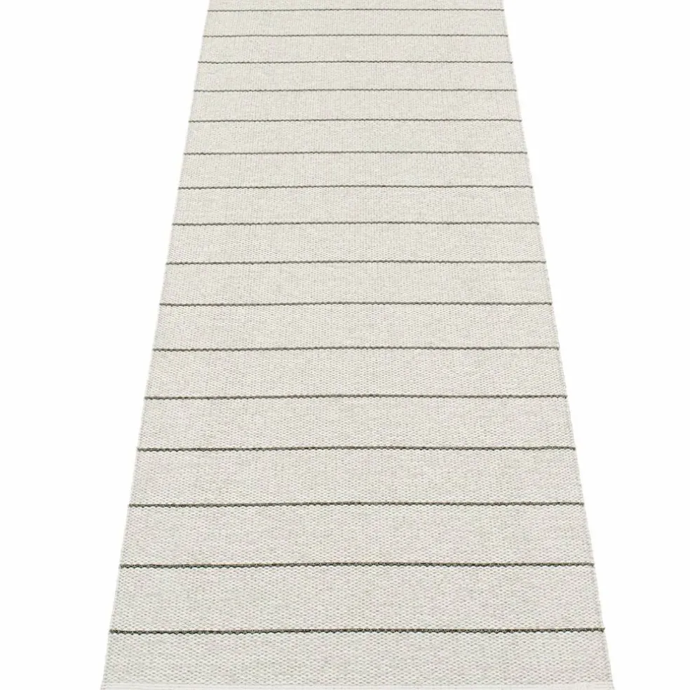 Matta Carl, 70 x 270 cm, warm grey/fossil grey