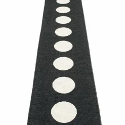 Matta Vera, 70 x 300 cm, black/vanilla