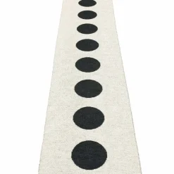 Matta Vera, 70 x 300 cm, black/vanilla