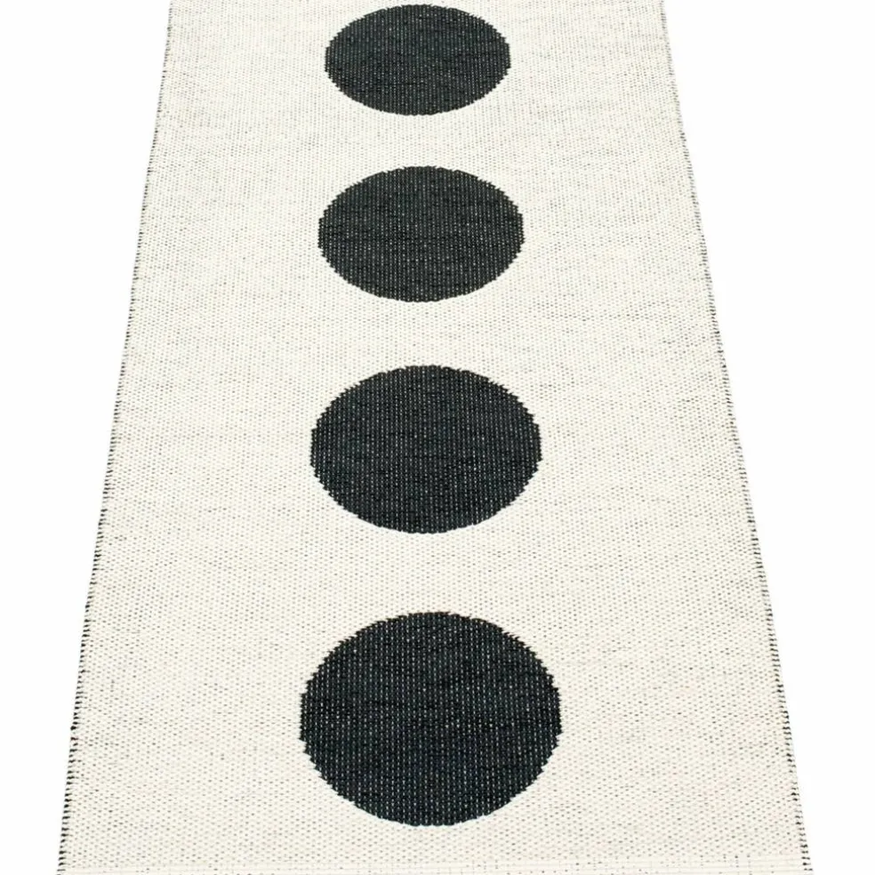 Matta Vera, 70 x 225 cm, black/vanilla