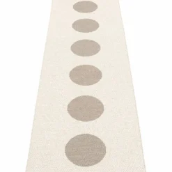 Matta Vera, 70 x 225 cm, mud/vanilla