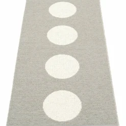 Matta Vera, 70 x 225 cm, warm grey/vanilla