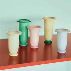 (medium) vas, lime yellow