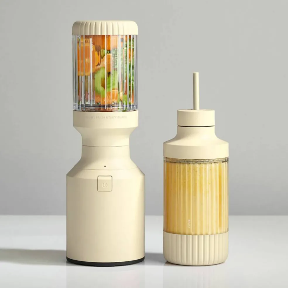 Mighty Plus 850 blender, sand
